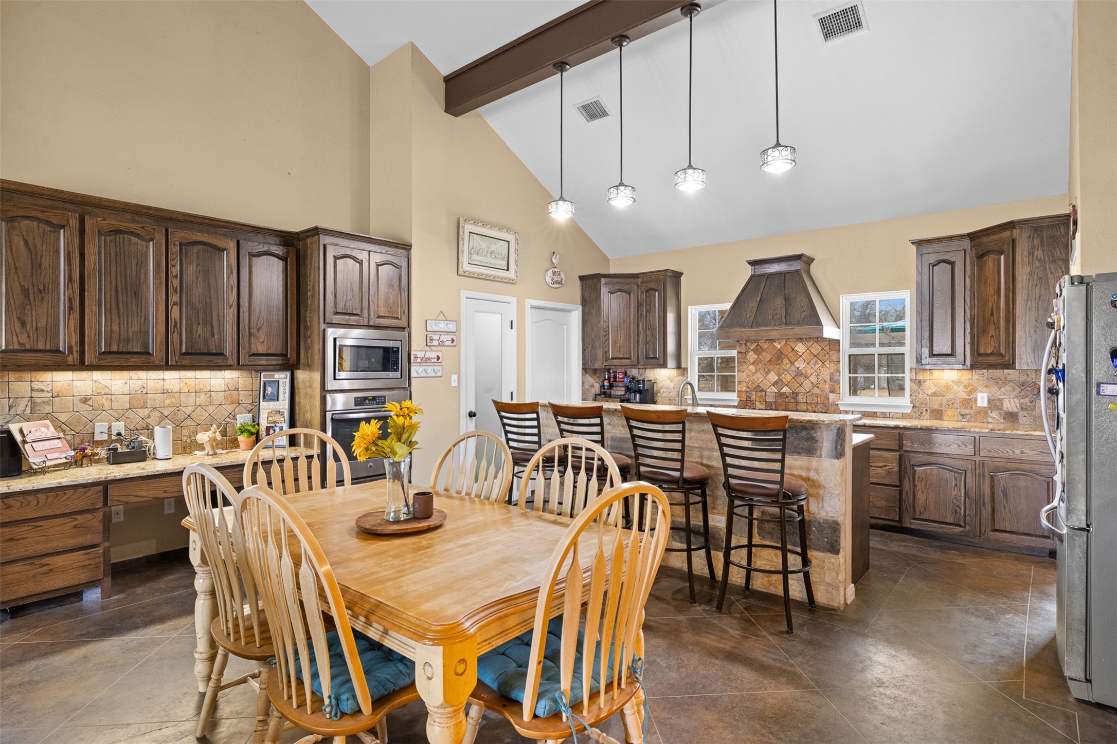 476 Lcr 640 Groesbeck TX 76642