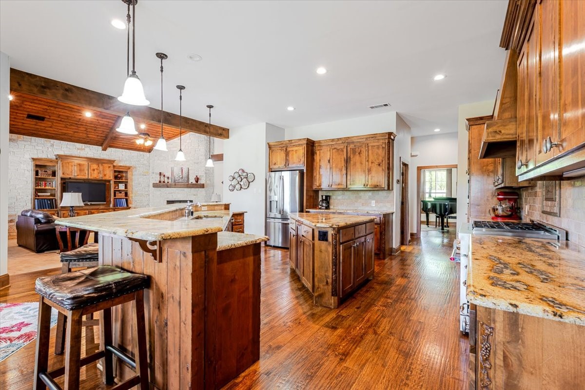 108 Mcclintock Court Weatherford TX 76088