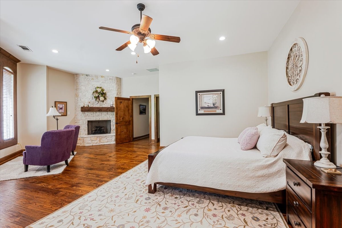 108 Mcclintock Court Weatherford TX 76088