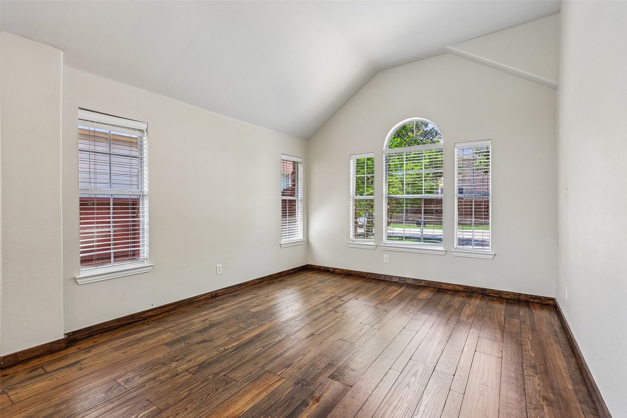 8330 Elena Drive Lantana TX 76226