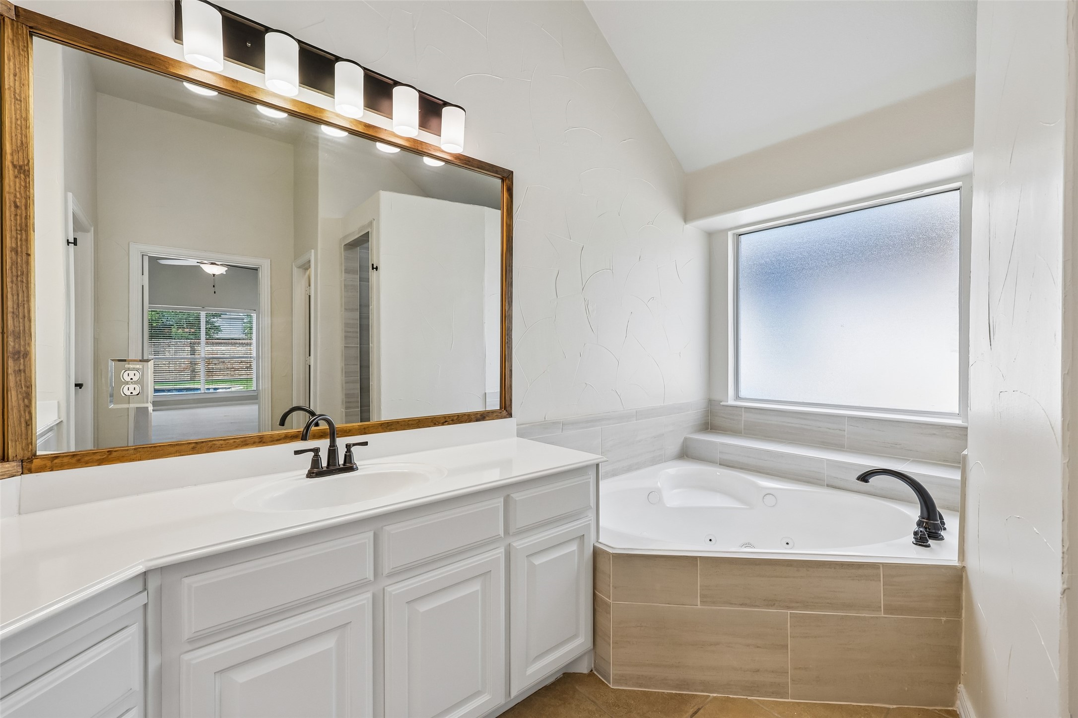 8330 Elena Drive Lantana TX 76226