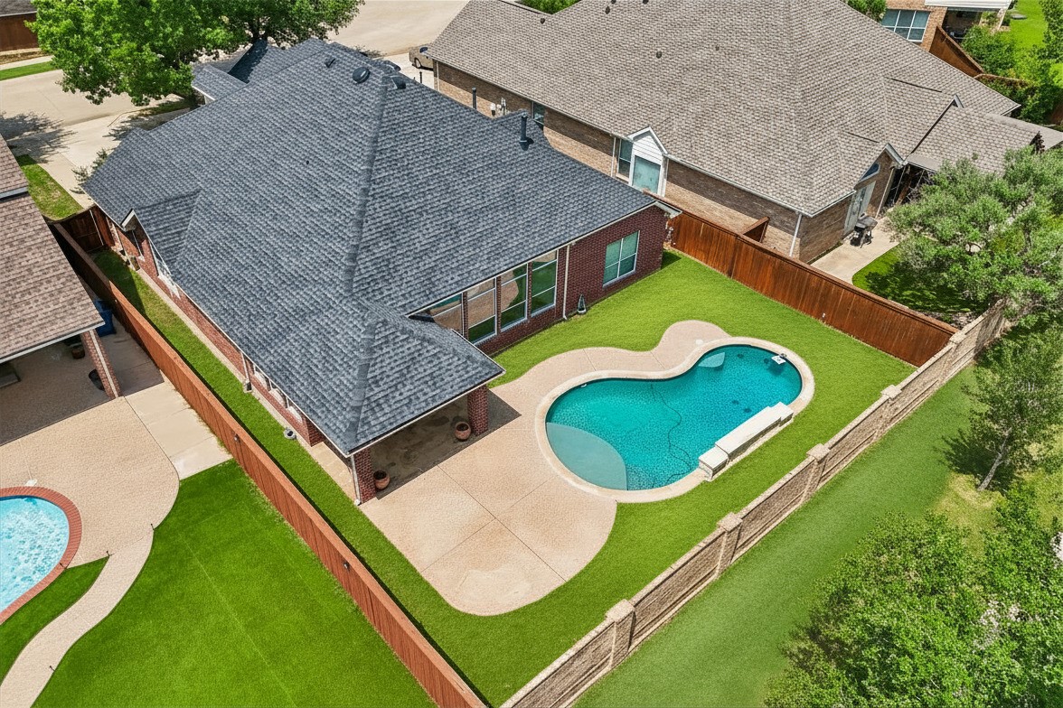 8330 Elena Drive Lantana TX 76226