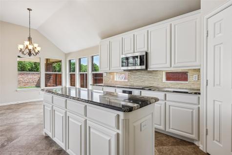 8330 Elena Drive Lantana TX 76226
