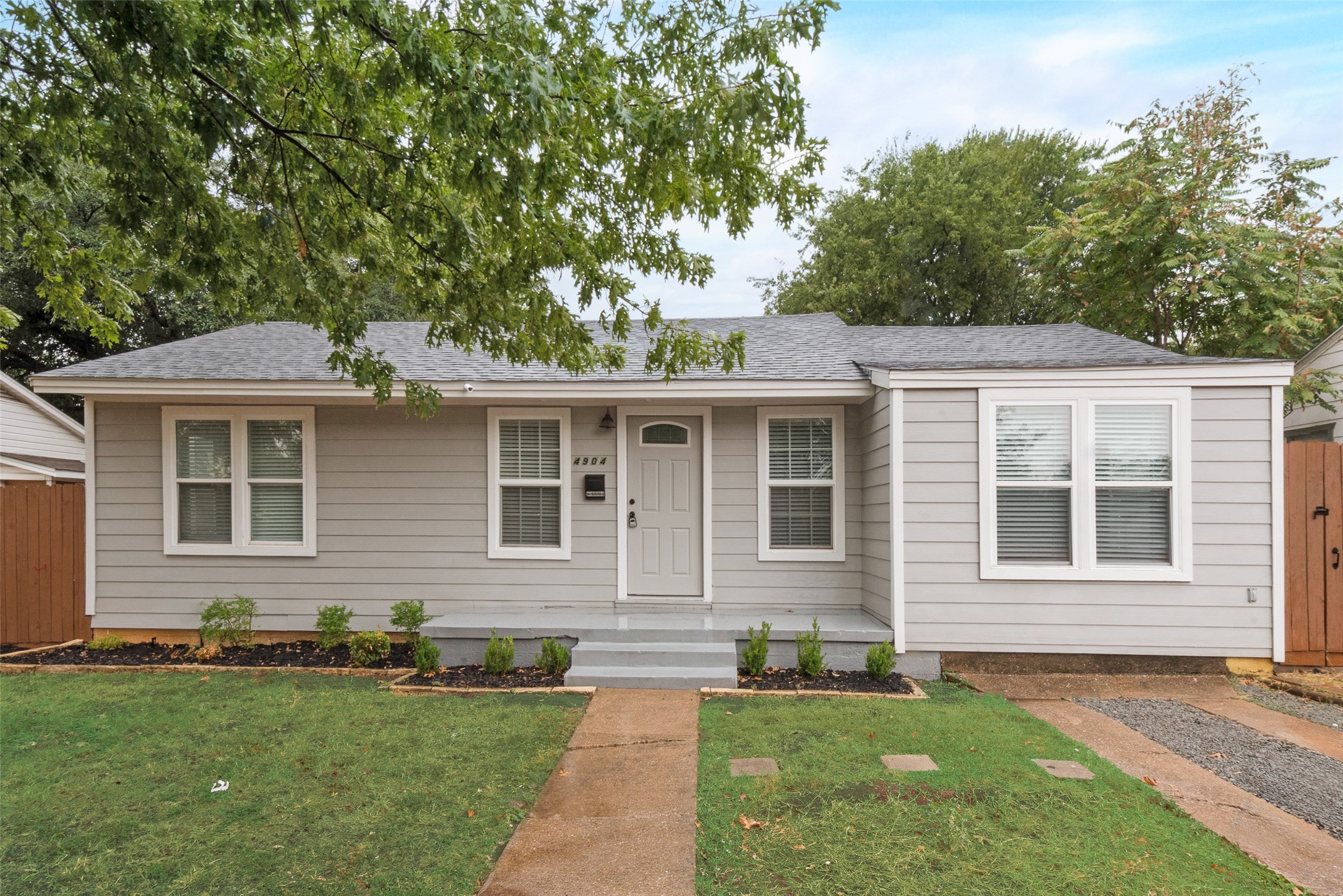 4904 Fairfax Street Fort Worth TX 76116