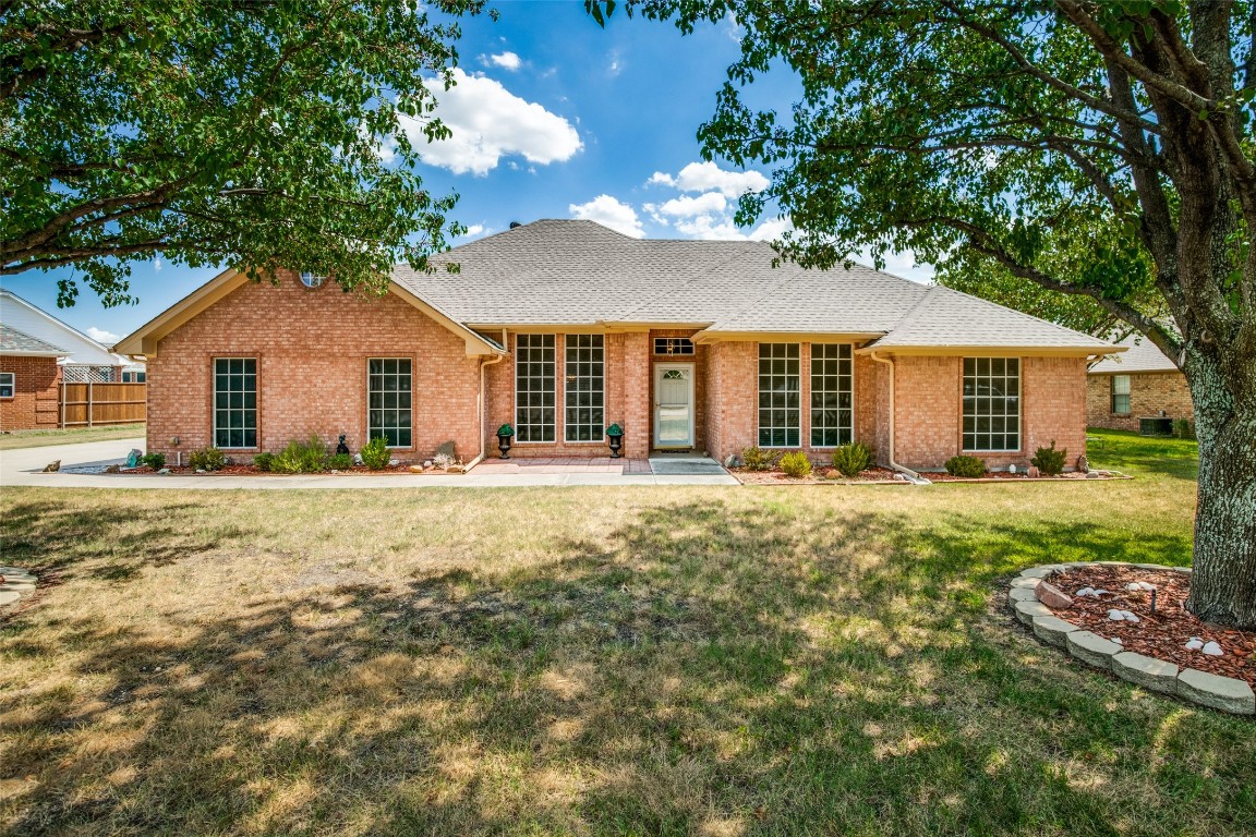 2504 Chippewa Trail Sanger TX 76266