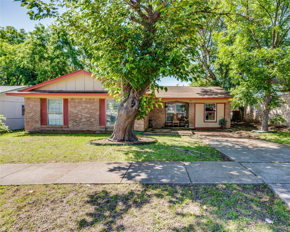 4006 Ivy Ridge Street Dallas TX 75241