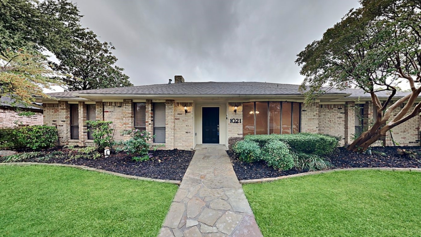 1021 Oxfordshire Drive Carrollton TX 75007