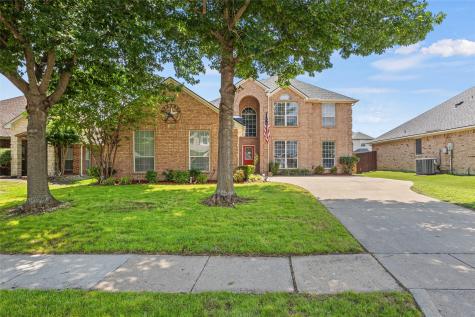 2715 Forest Lake Drive Grand Prairie TX 75052