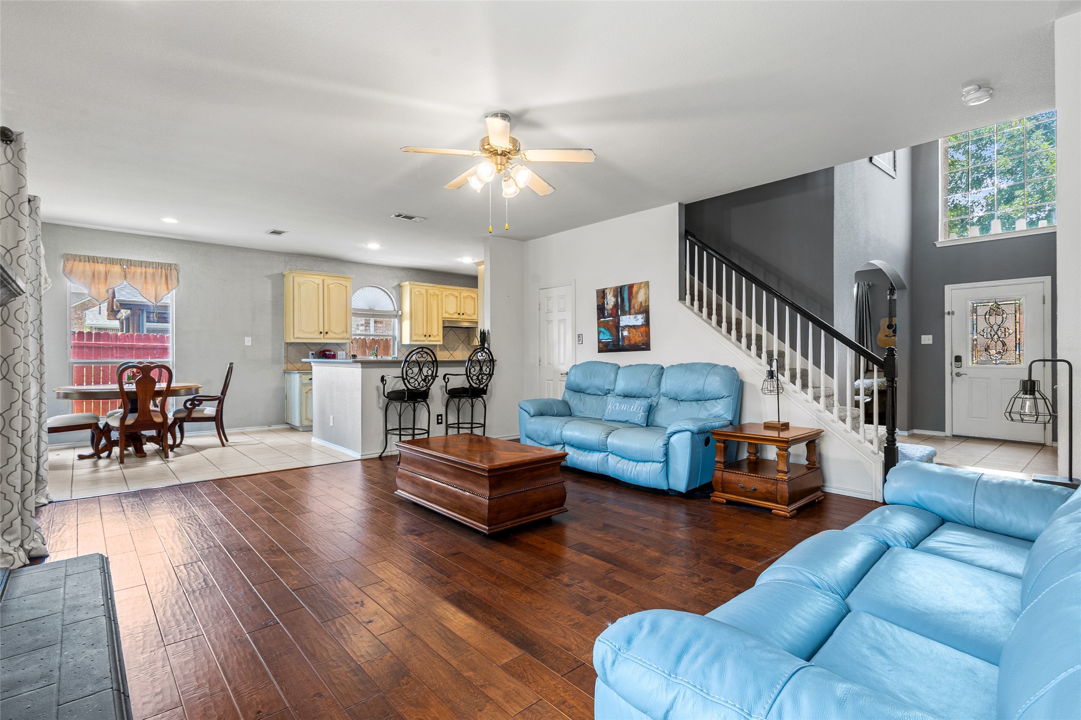 2715 Forest Lake Drive Grand Prairie TX 75052