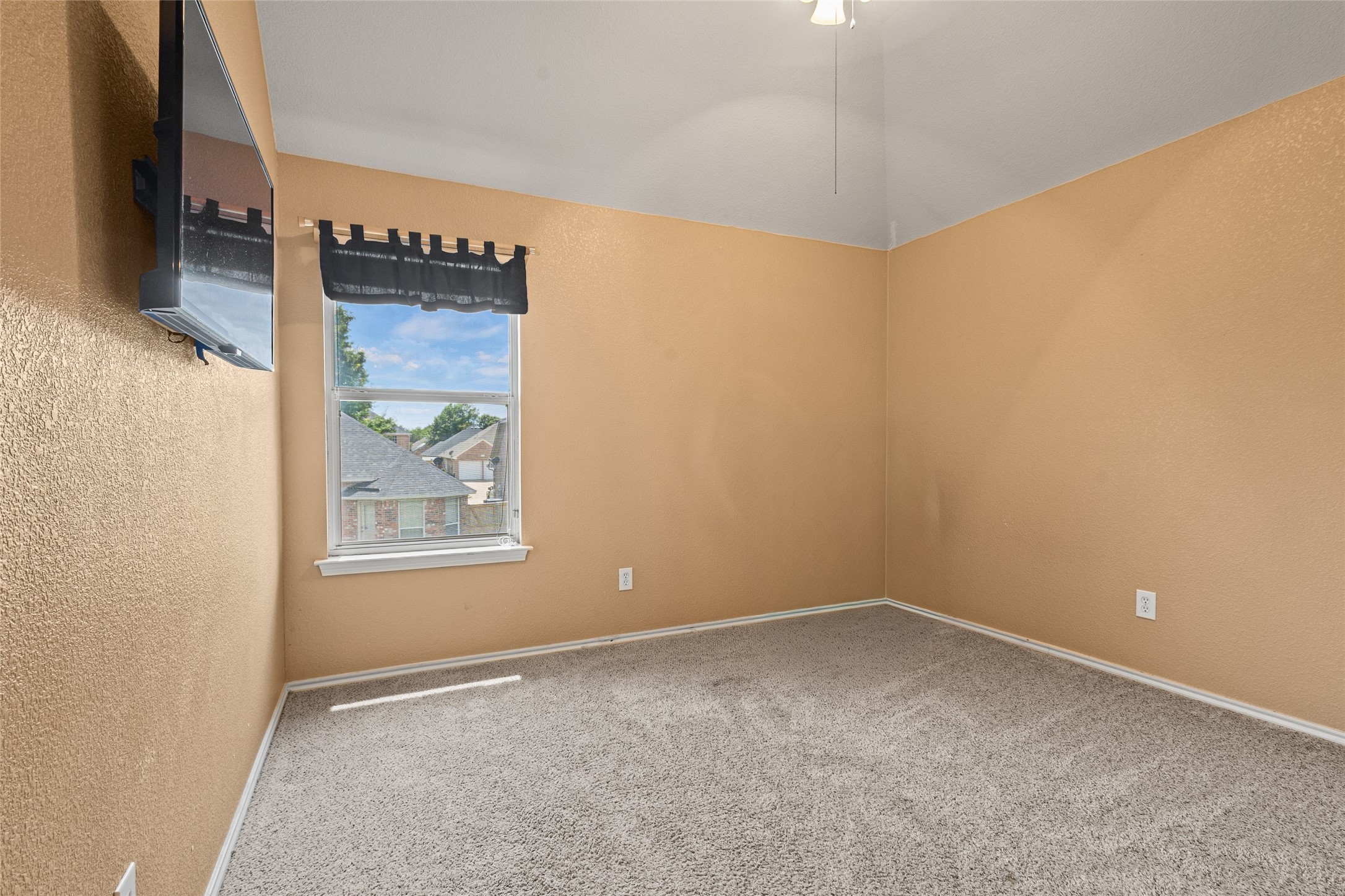 2715 Forest Lake Drive Grand Prairie TX 75052