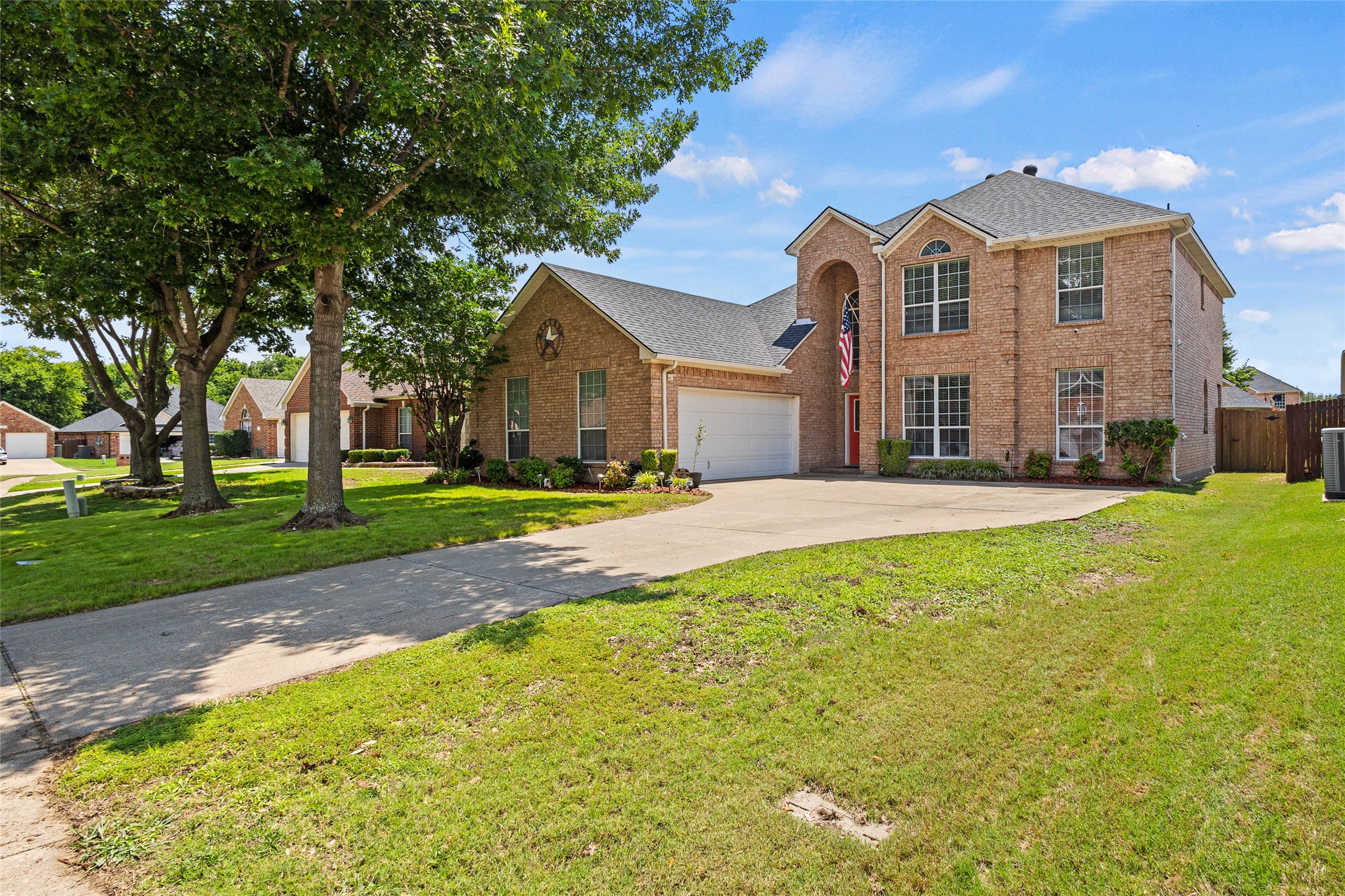 2715 Forest Lake Drive Grand Prairie TX 75052