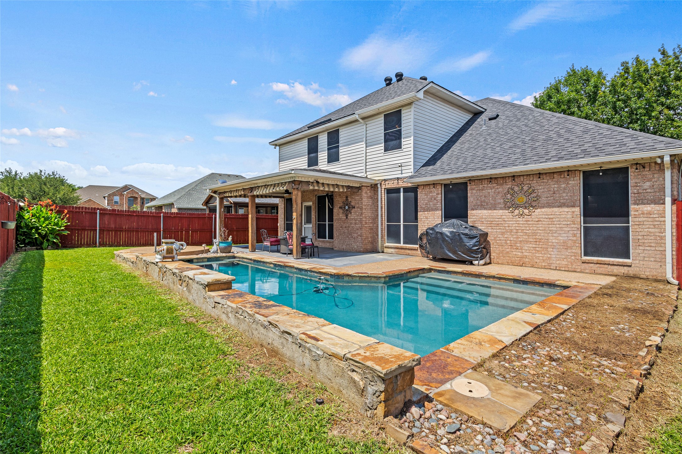2715 Forest Lake Drive Grand Prairie TX 75052