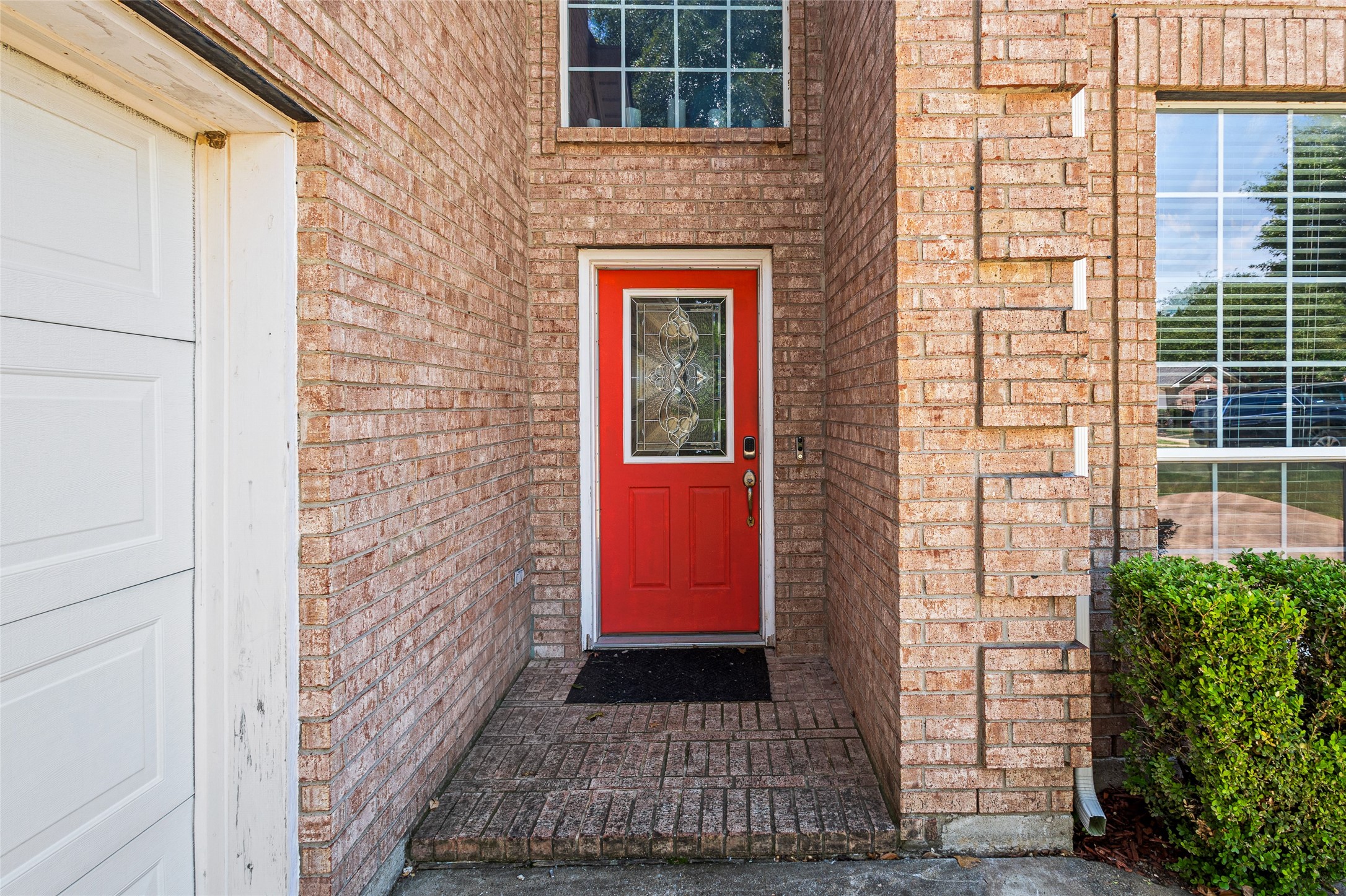 2715 Forest Lake Drive Grand Prairie TX 75052