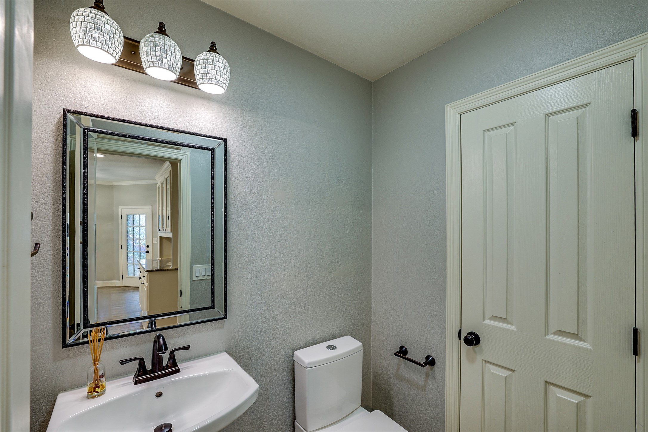 4502 Ridgecrest Drive Arlington TX 76017