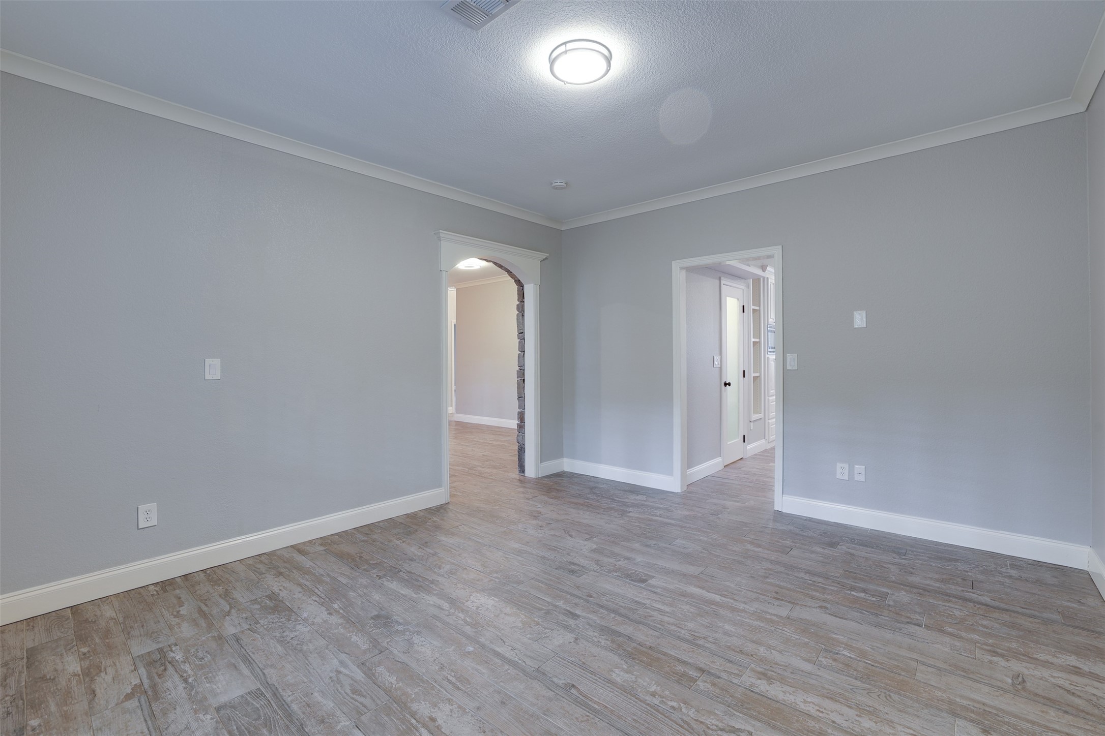 4502 Ridgecrest Drive Arlington TX 76017