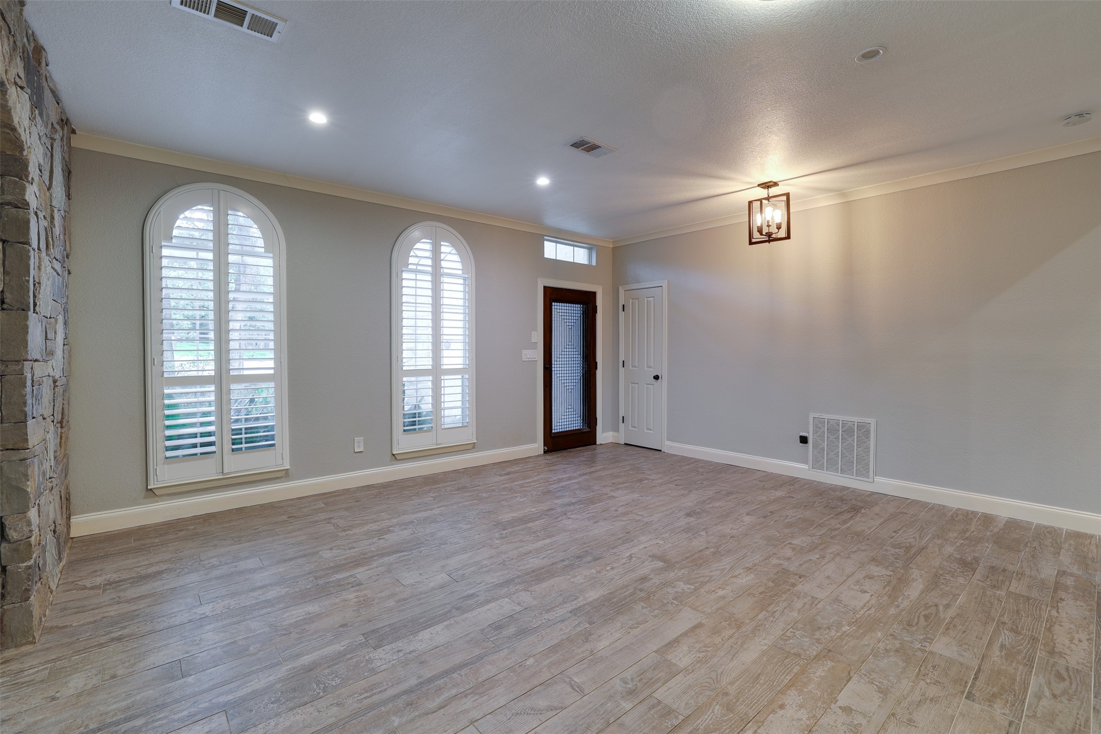 4502 Ridgecrest Drive Arlington TX 76017