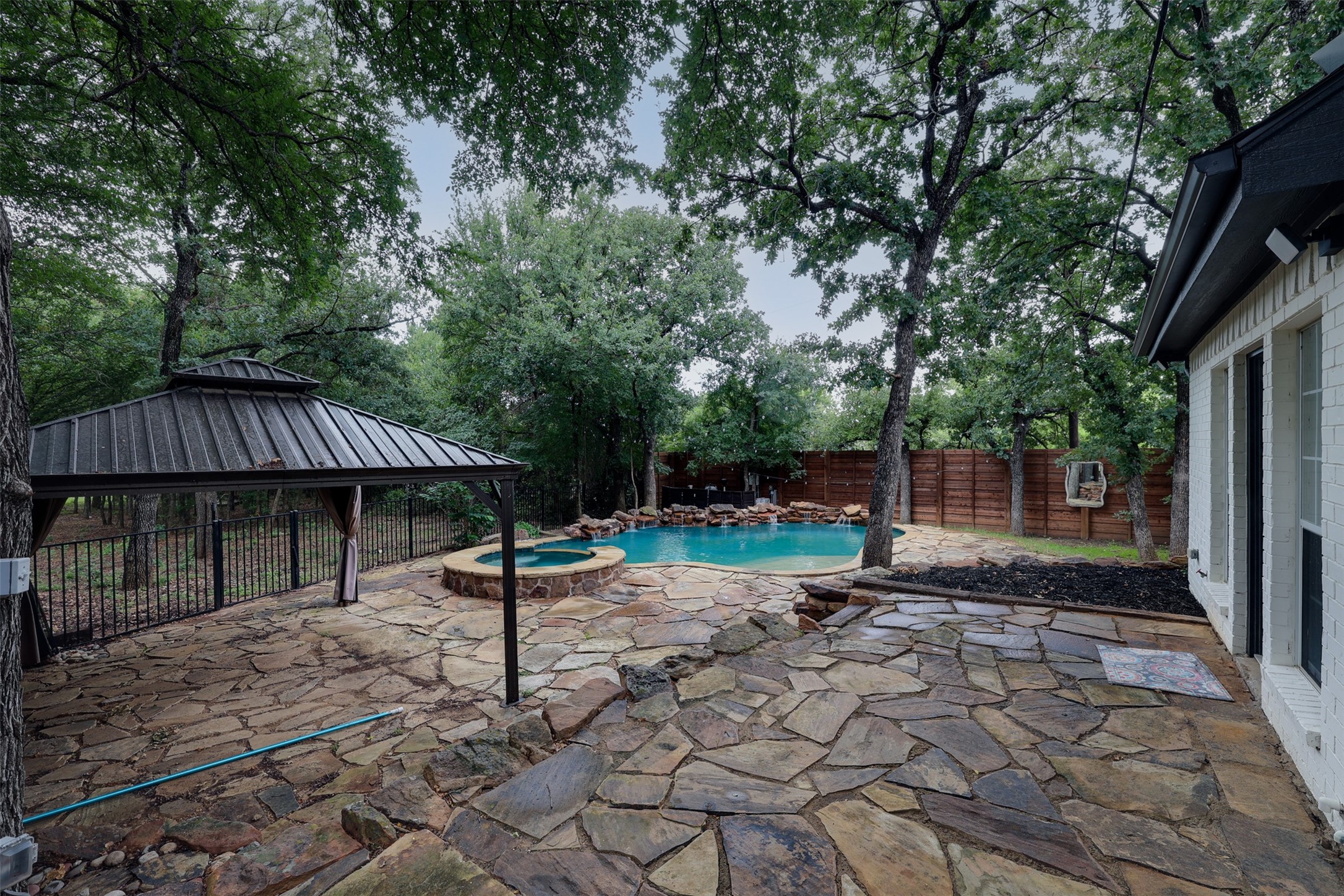 4502 Ridgecrest Drive Arlington TX 76017