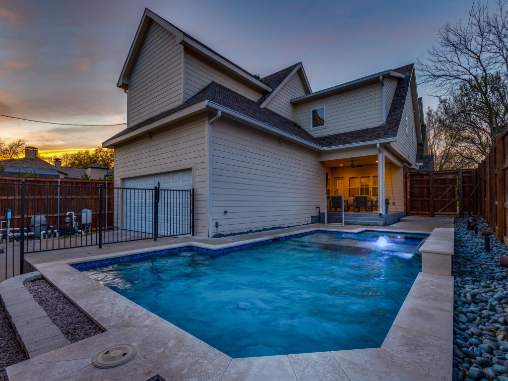 6020 Monticello Avenue Dallas TX 75206