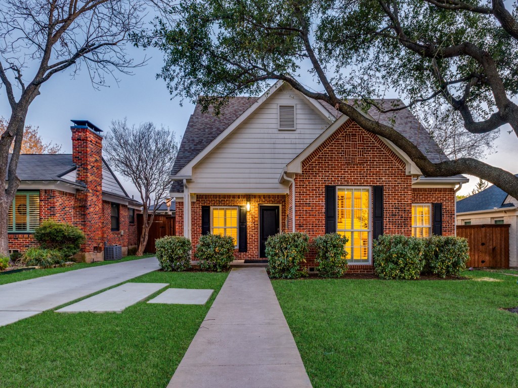 6020 Monticello Avenue Dallas TX 75206