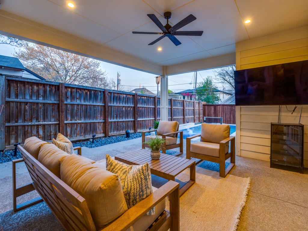 6020 Monticello Avenue Dallas TX 75206
