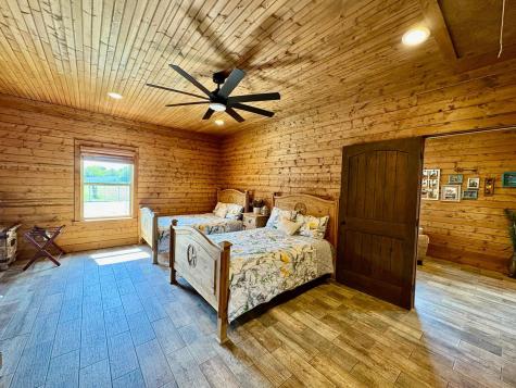 6160 SW Pr 2225 Richland TX 76681