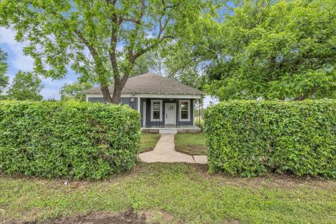 620 Washington Street McGregor TX 76657