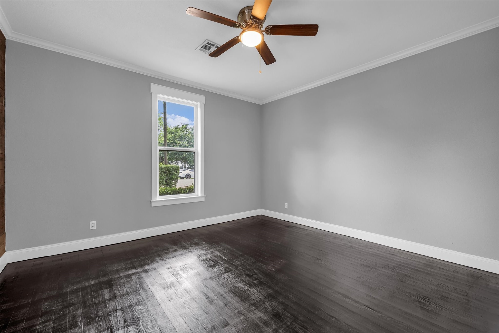 620 Washington Street Mcgregor TX 76657