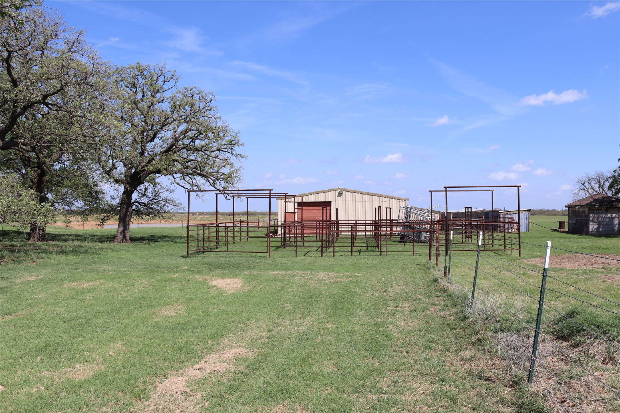 2553 Brixey Road Henrietta TX 76365