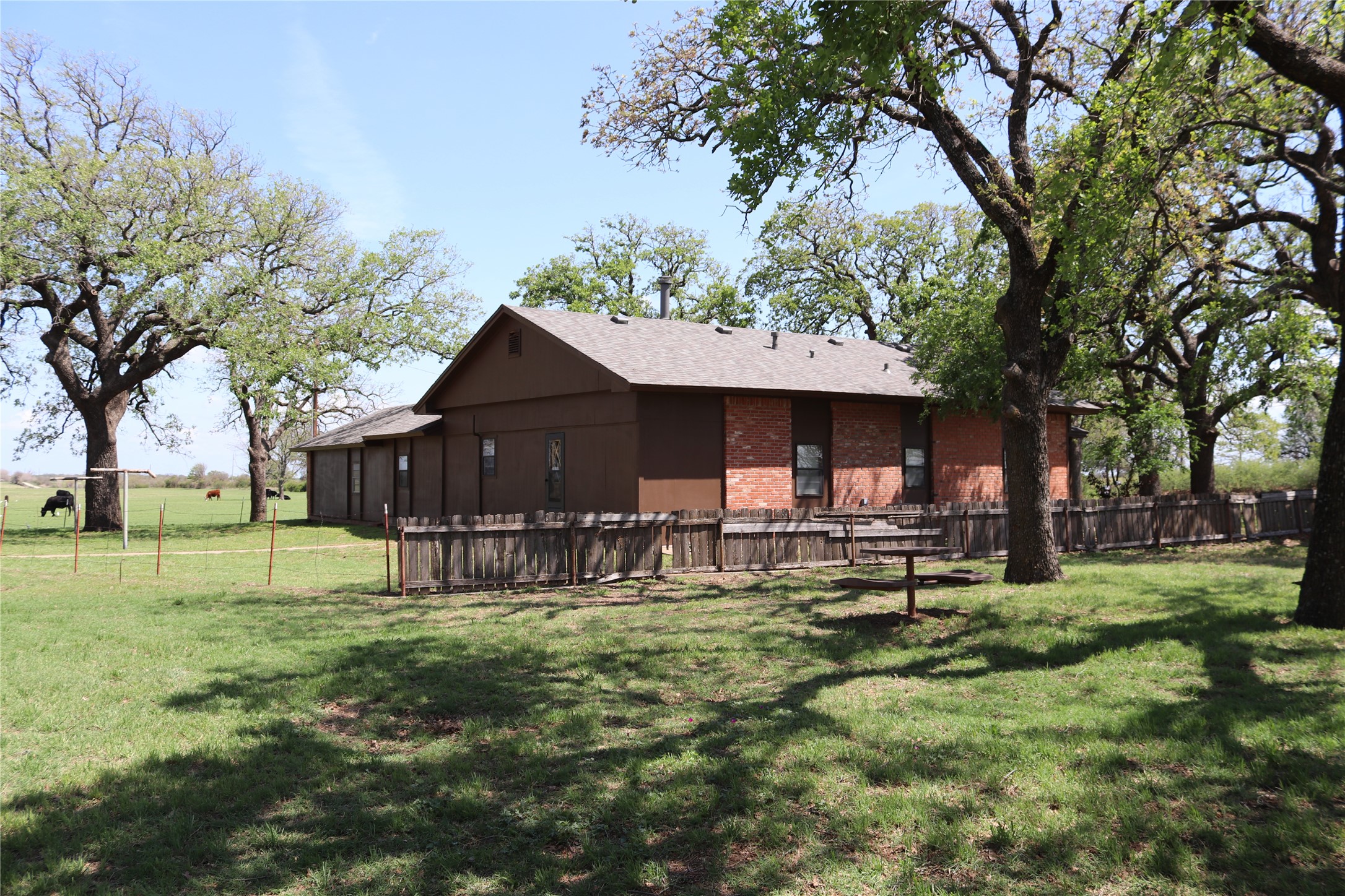 2553 Brixey Road Henrietta TX 76365