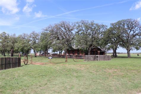 2553 Brixey Road Henrietta TX 76365