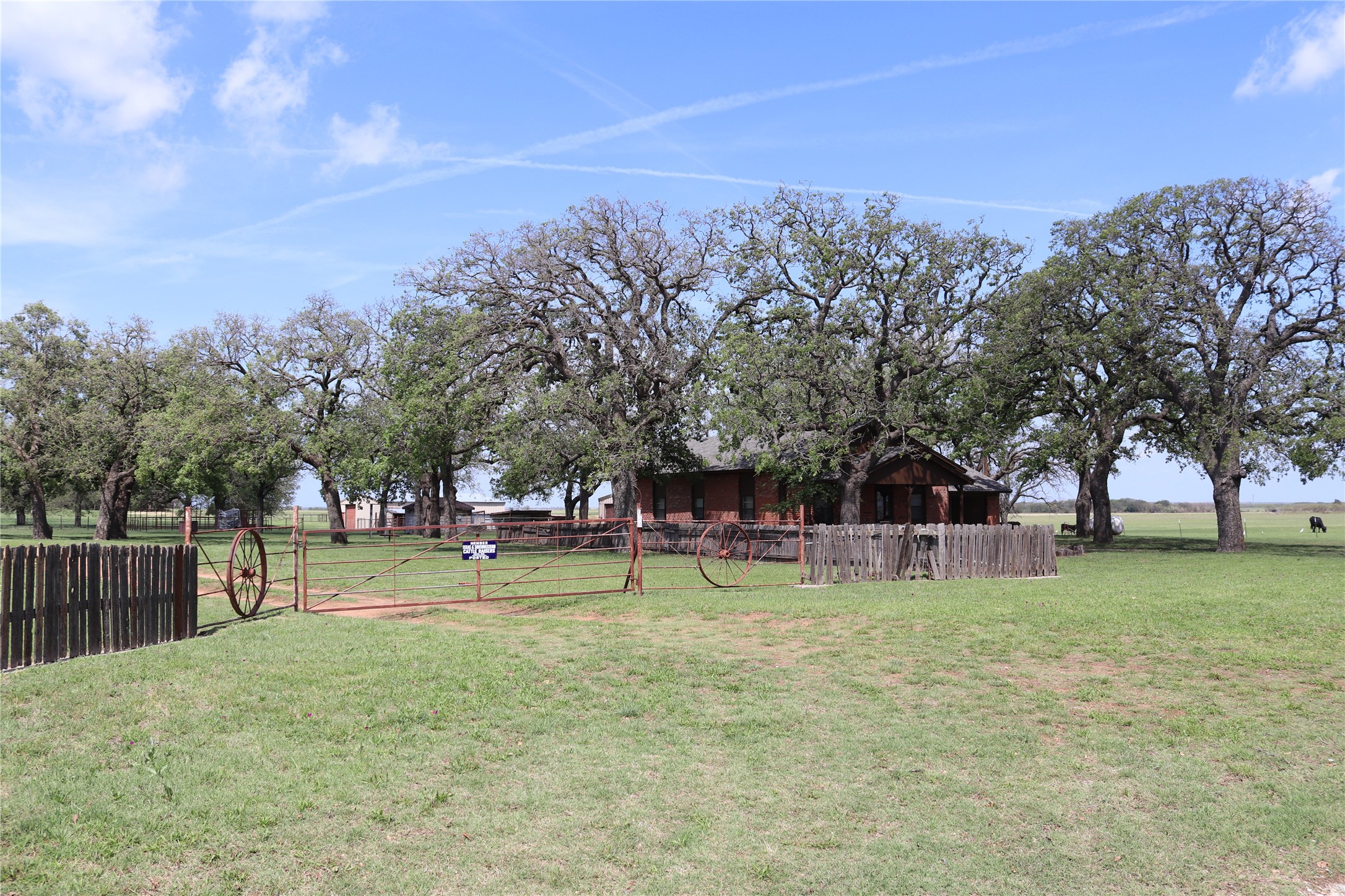 2553 Brixey Road Henrietta TX 76365