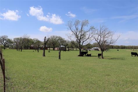 2553 Brixey Road Henrietta TX 76365