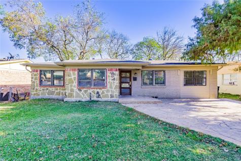1614 Valley View Street Mesquite TX 75149