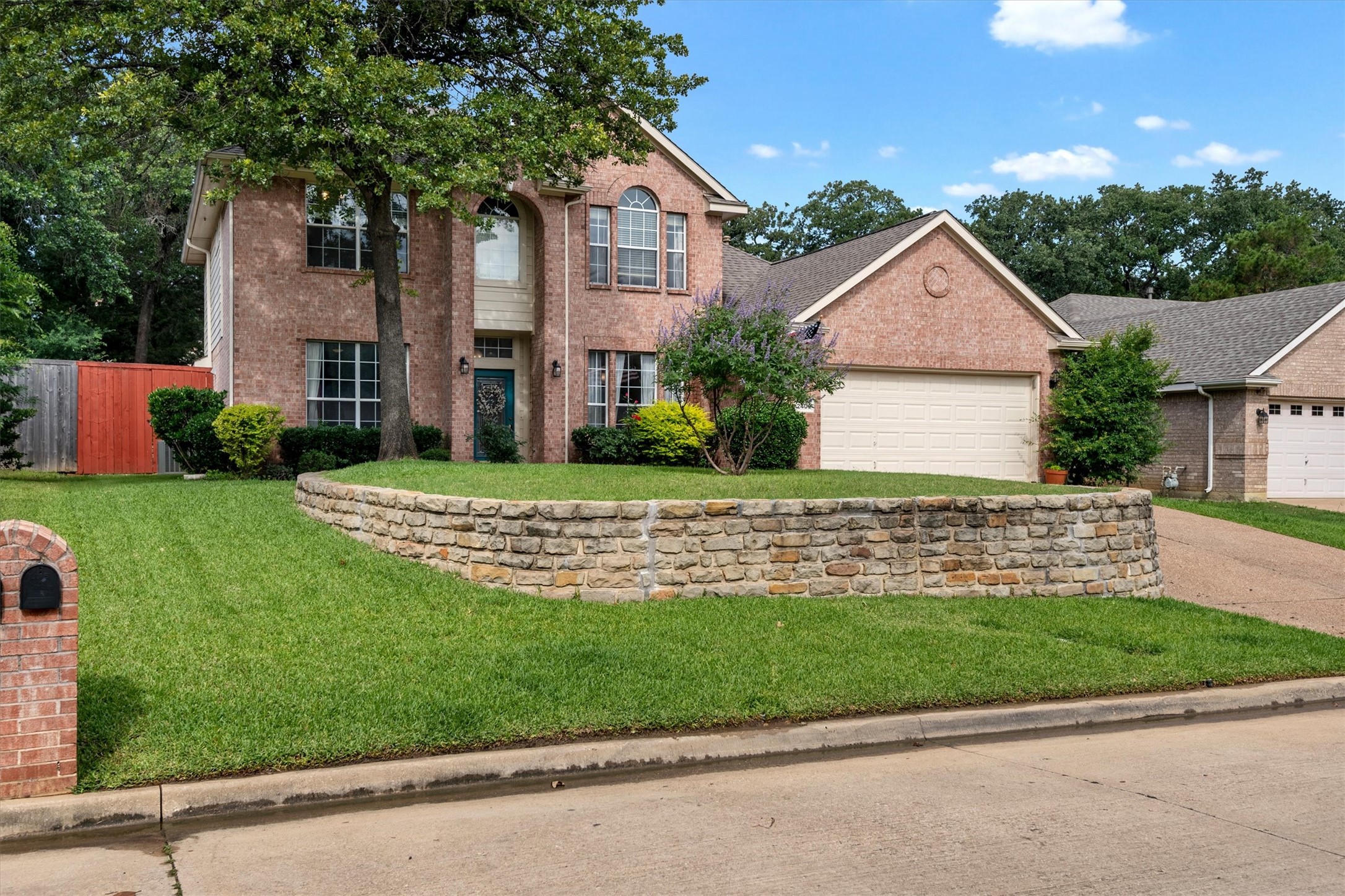 2406 Forest Park Circle Mansfield TX 76063