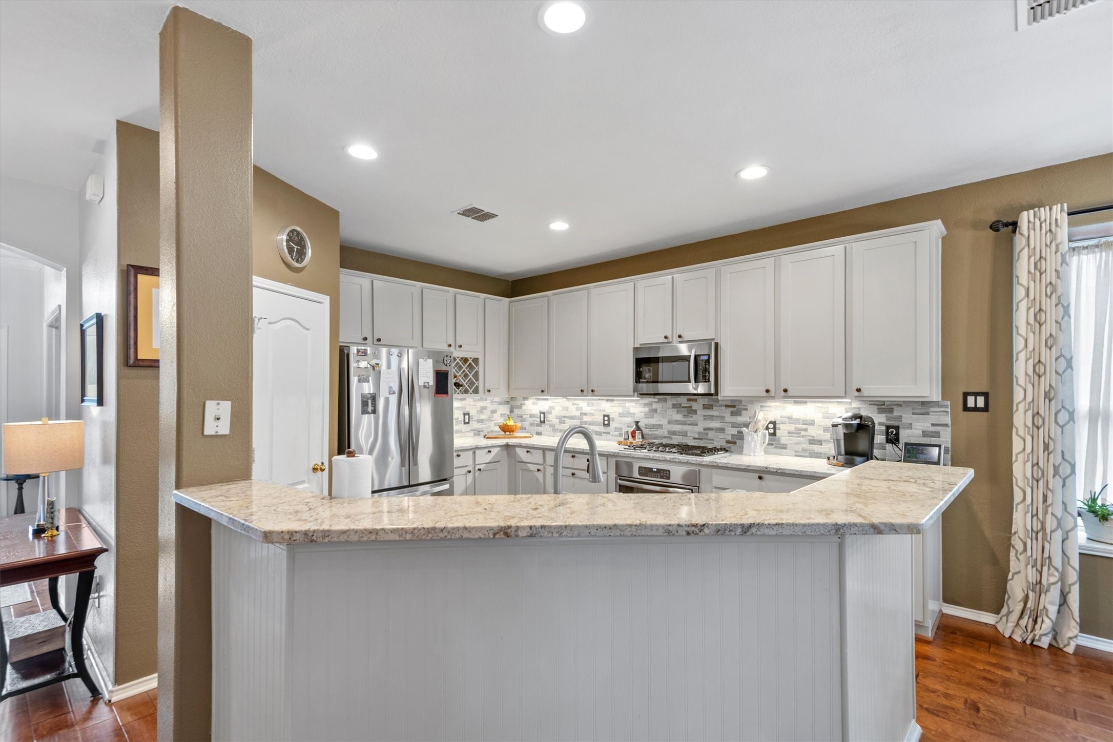 2406 Forest Park Circle Mansfield TX 76063