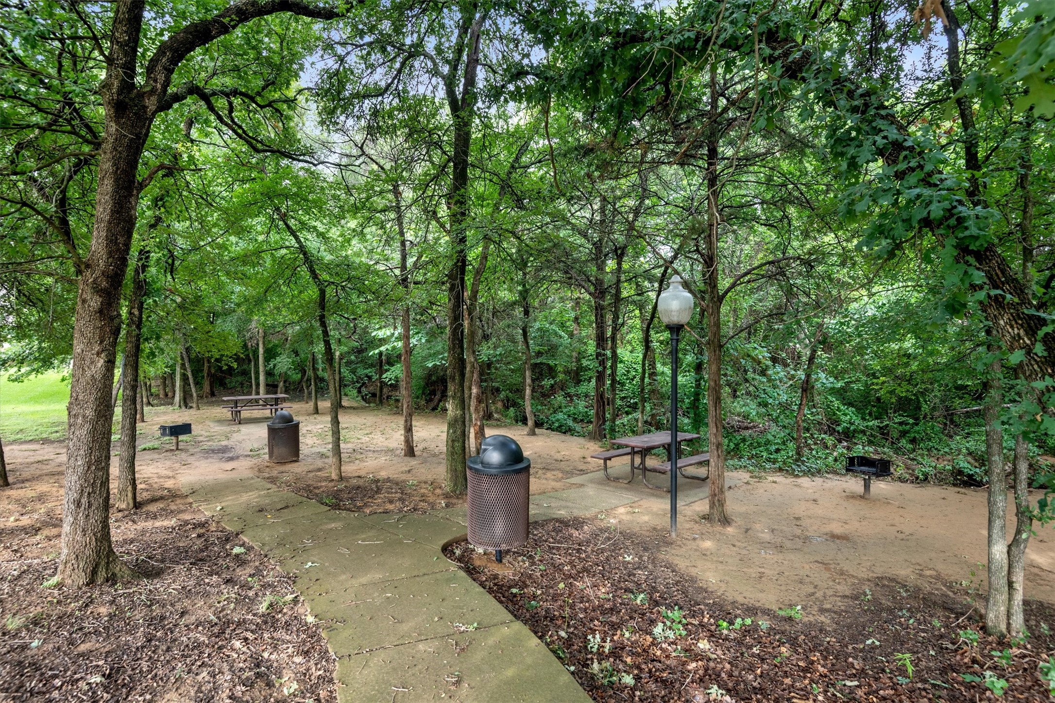 2406 Forest Park Circle Mansfield TX 76063