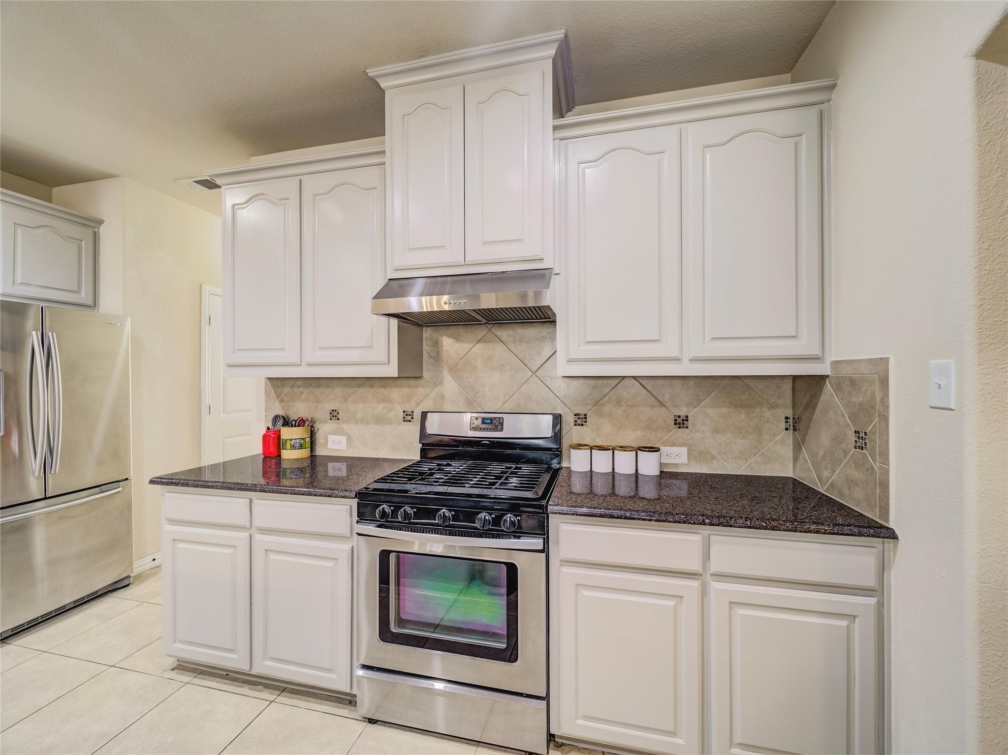 324 Enid Drive Lewisville TX 75056
