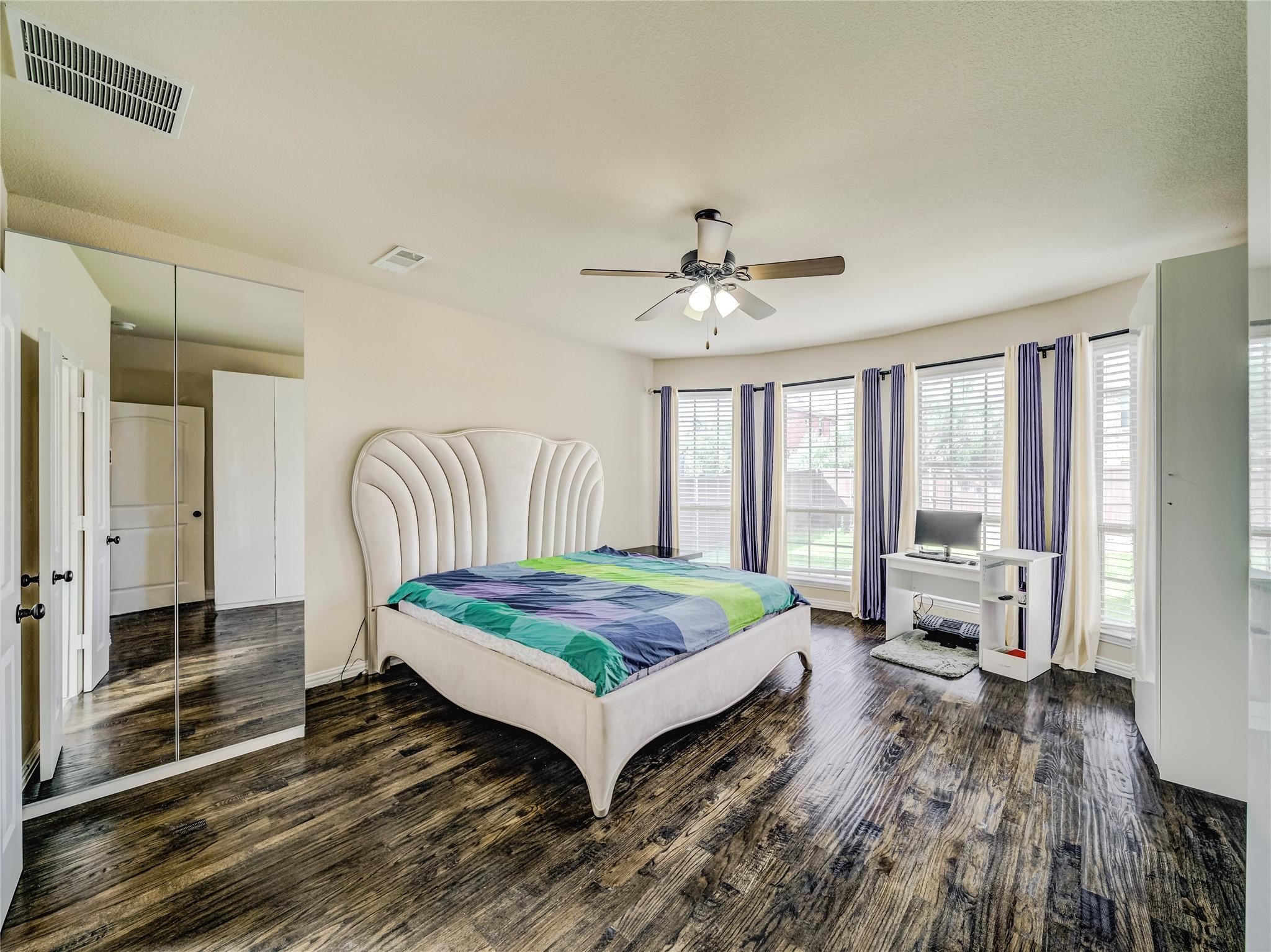 324 Enid Drive Lewisville TX 75056