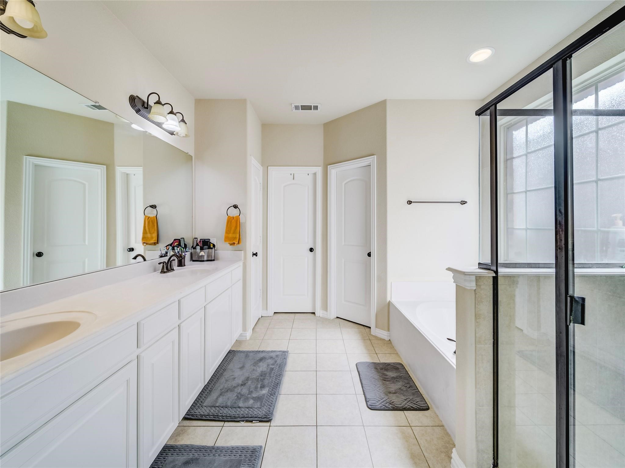 324 Enid Drive Lewisville TX 75056