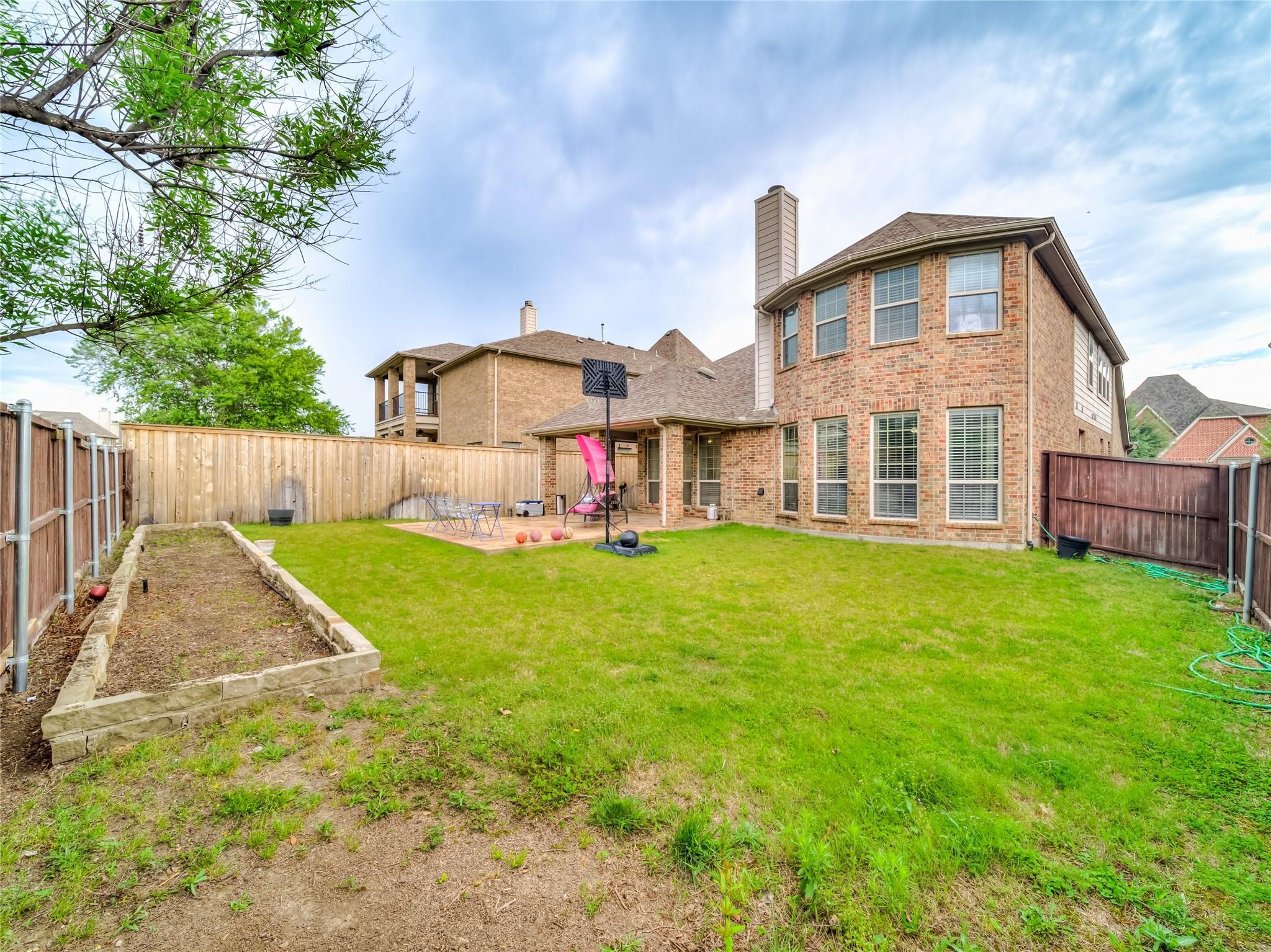 324 Enid Drive Lewisville TX 75056