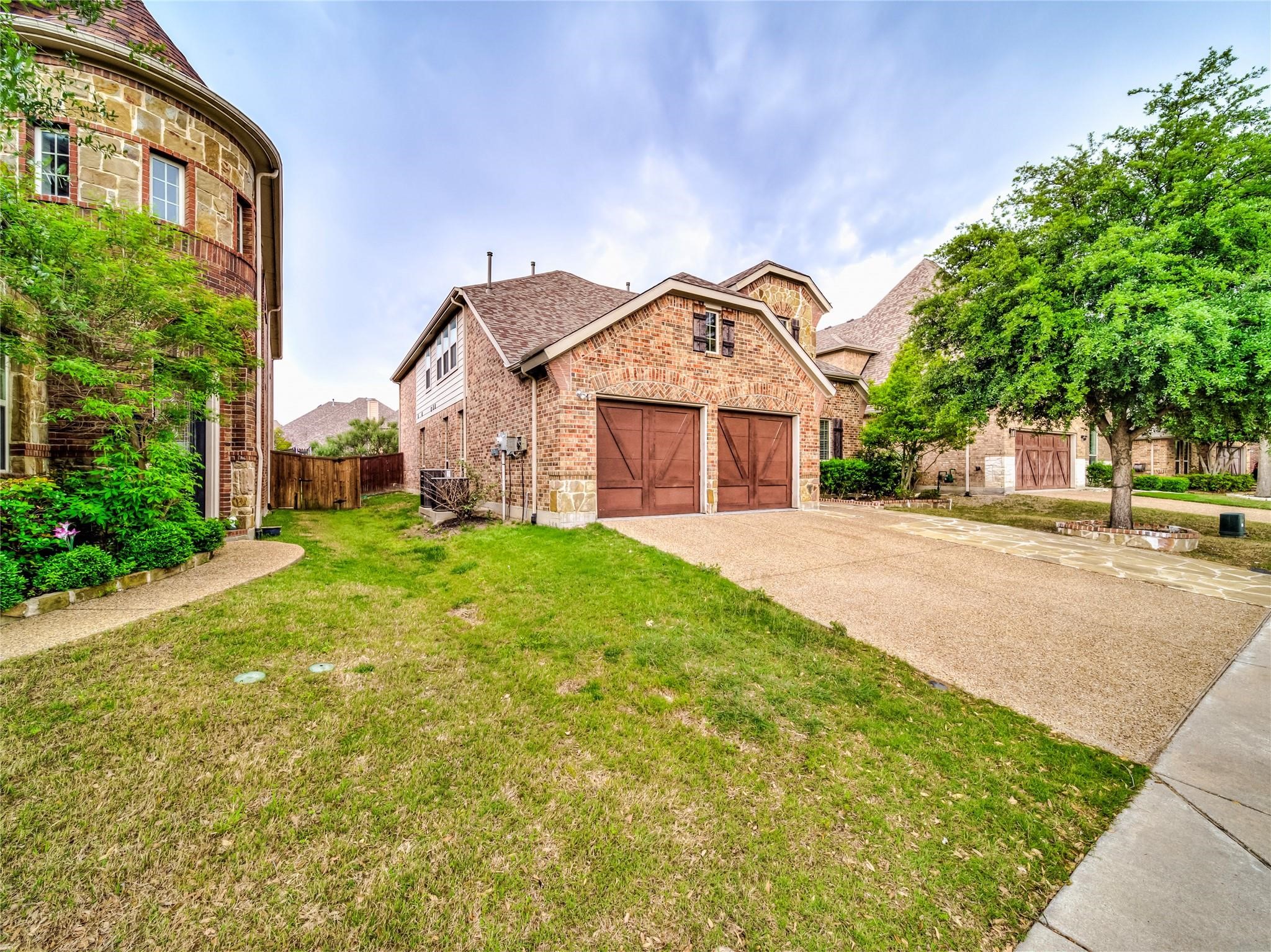324 Enid Drive Lewisville TX 75056
