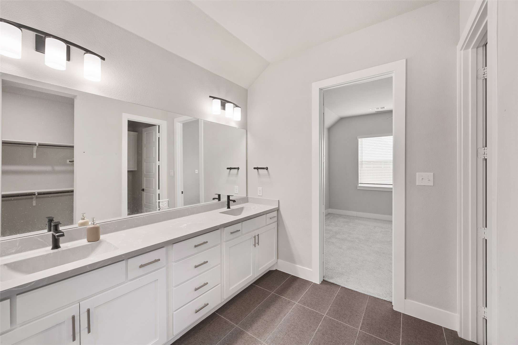 4121 Silver Spur Court Aubrey TX 76227