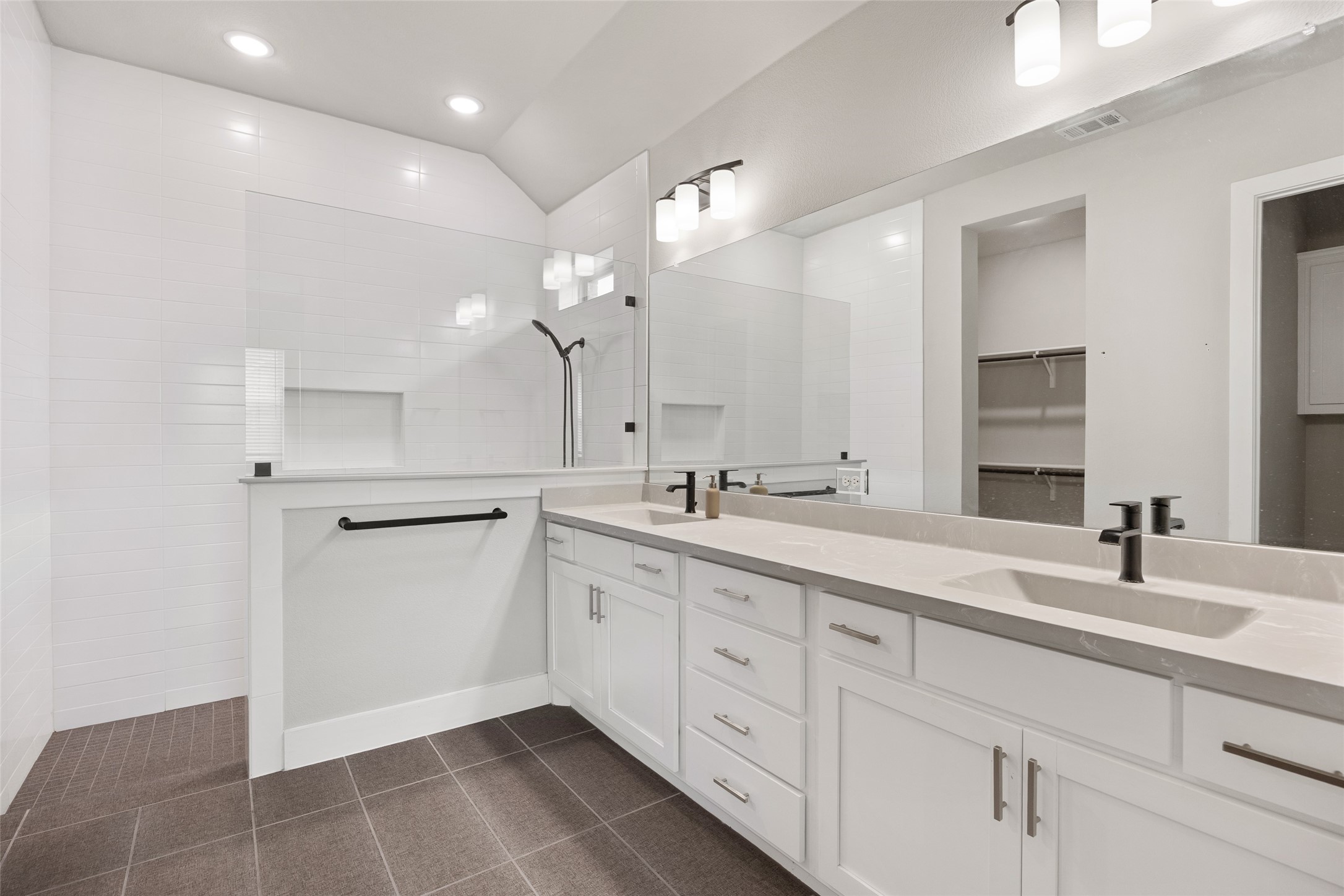4121 Silver Spur Court Aubrey TX 76227