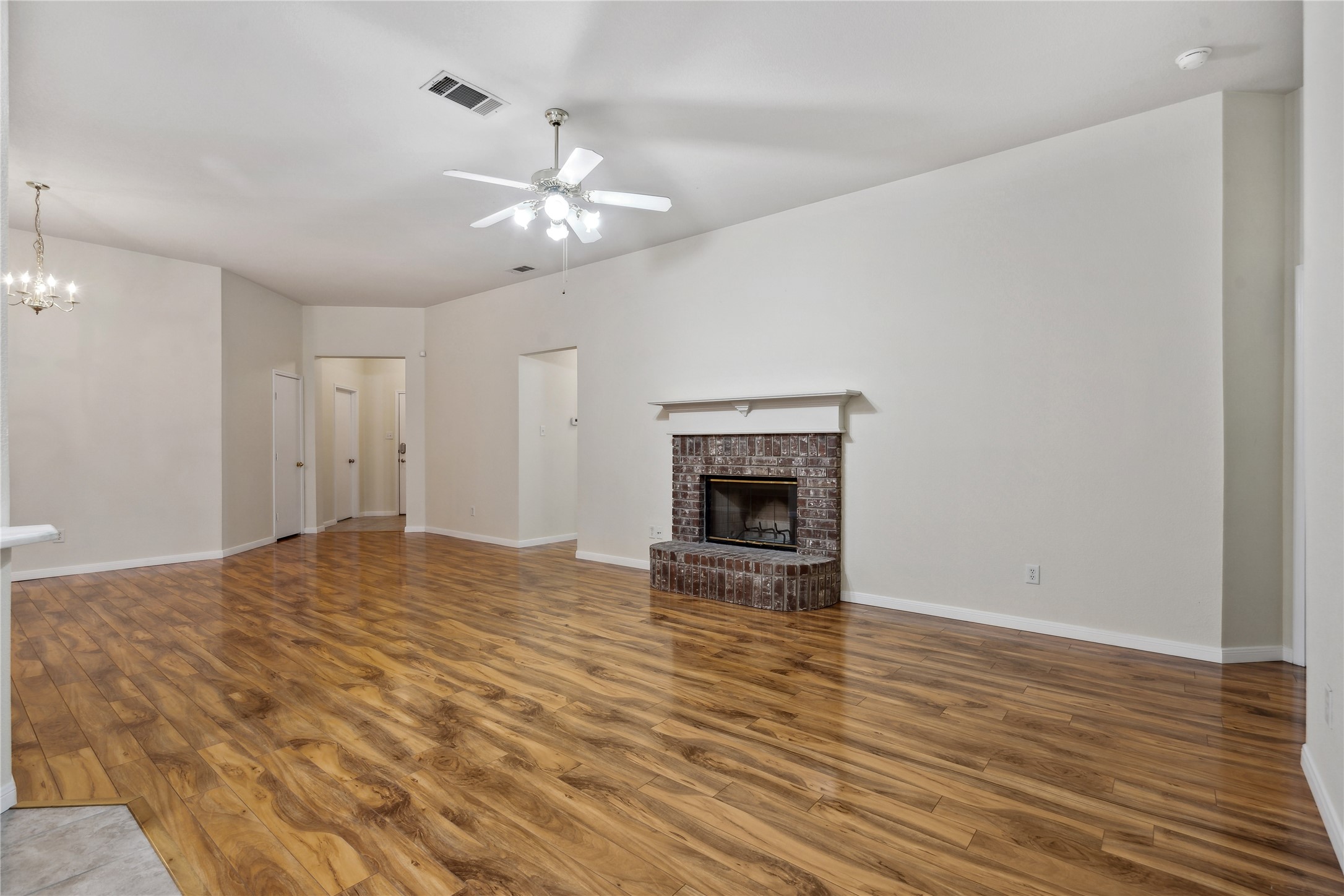 935 Aaron Drive Burleson TX 76028