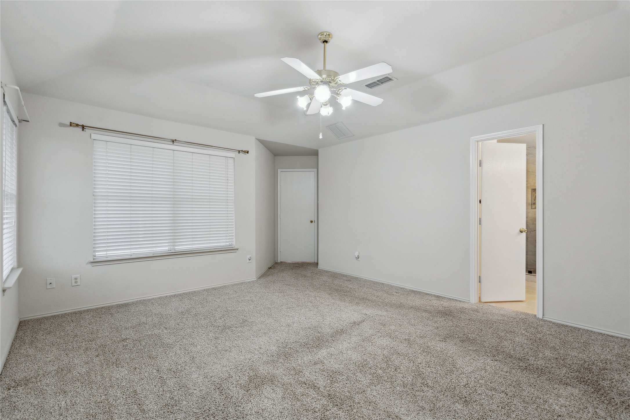 935 Aaron Drive Burleson TX 76028