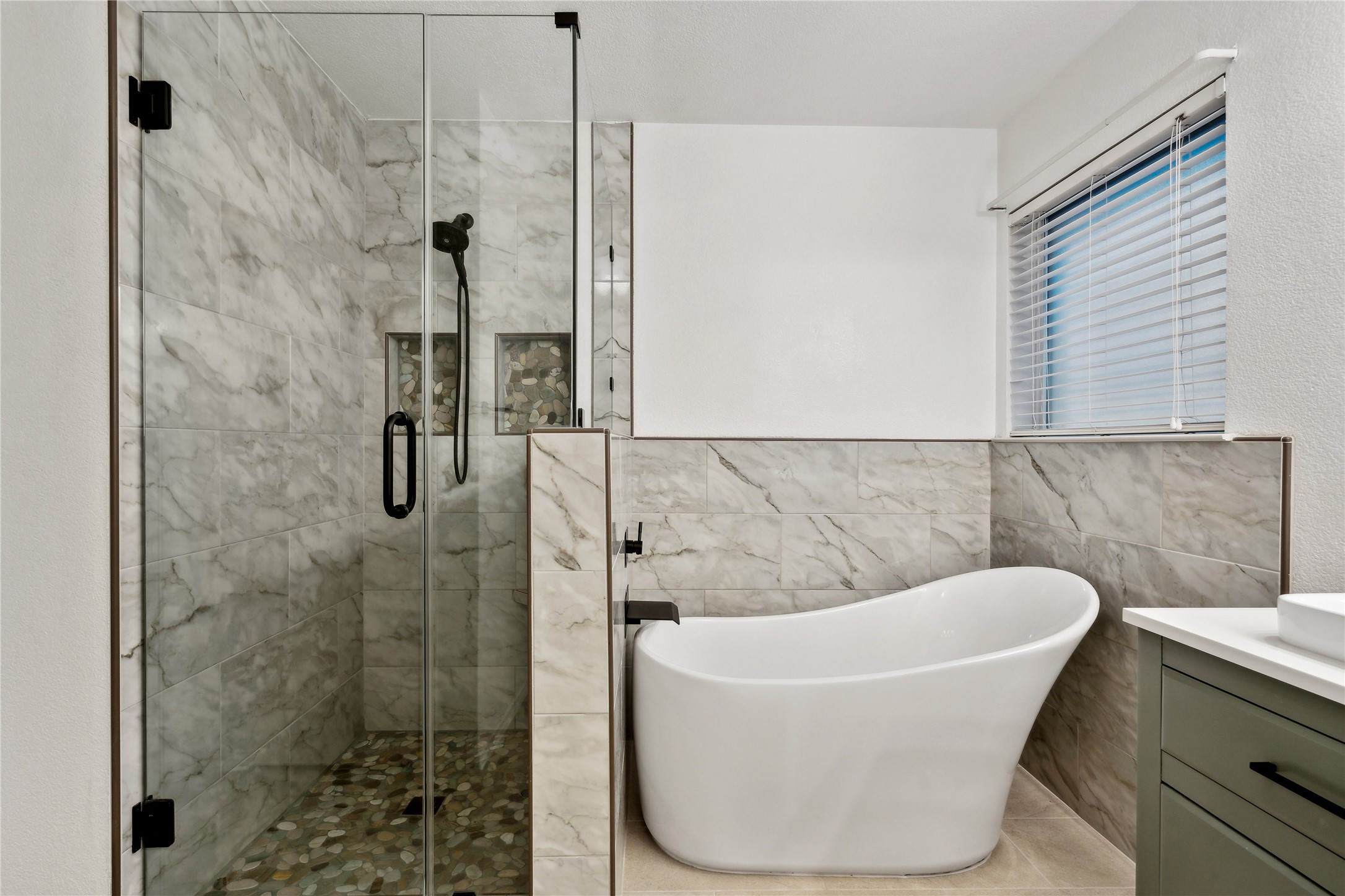 935 Aaron Drive Burleson TX 76028