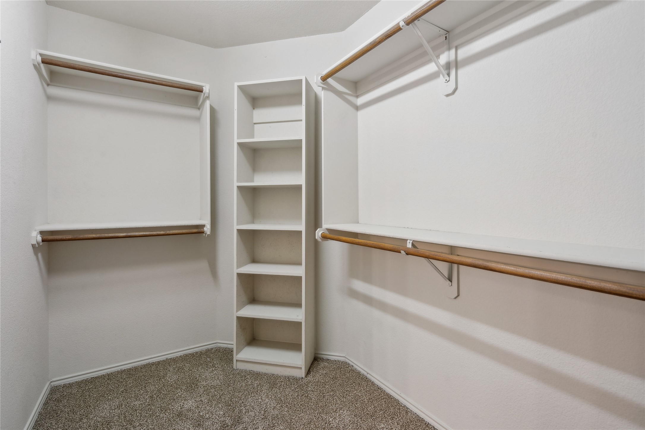 935 Aaron Drive Burleson TX 76028