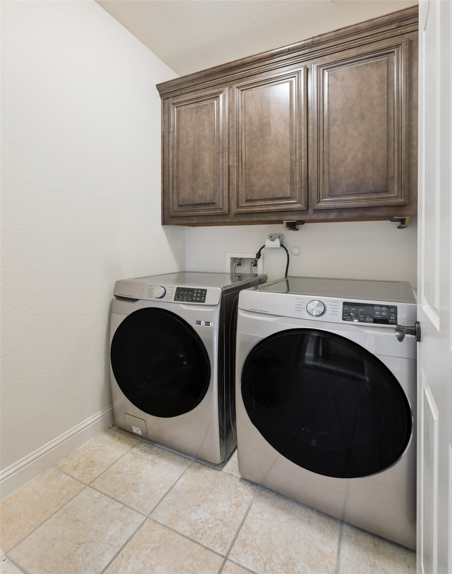2300 Holder Drive Euless TX 76039