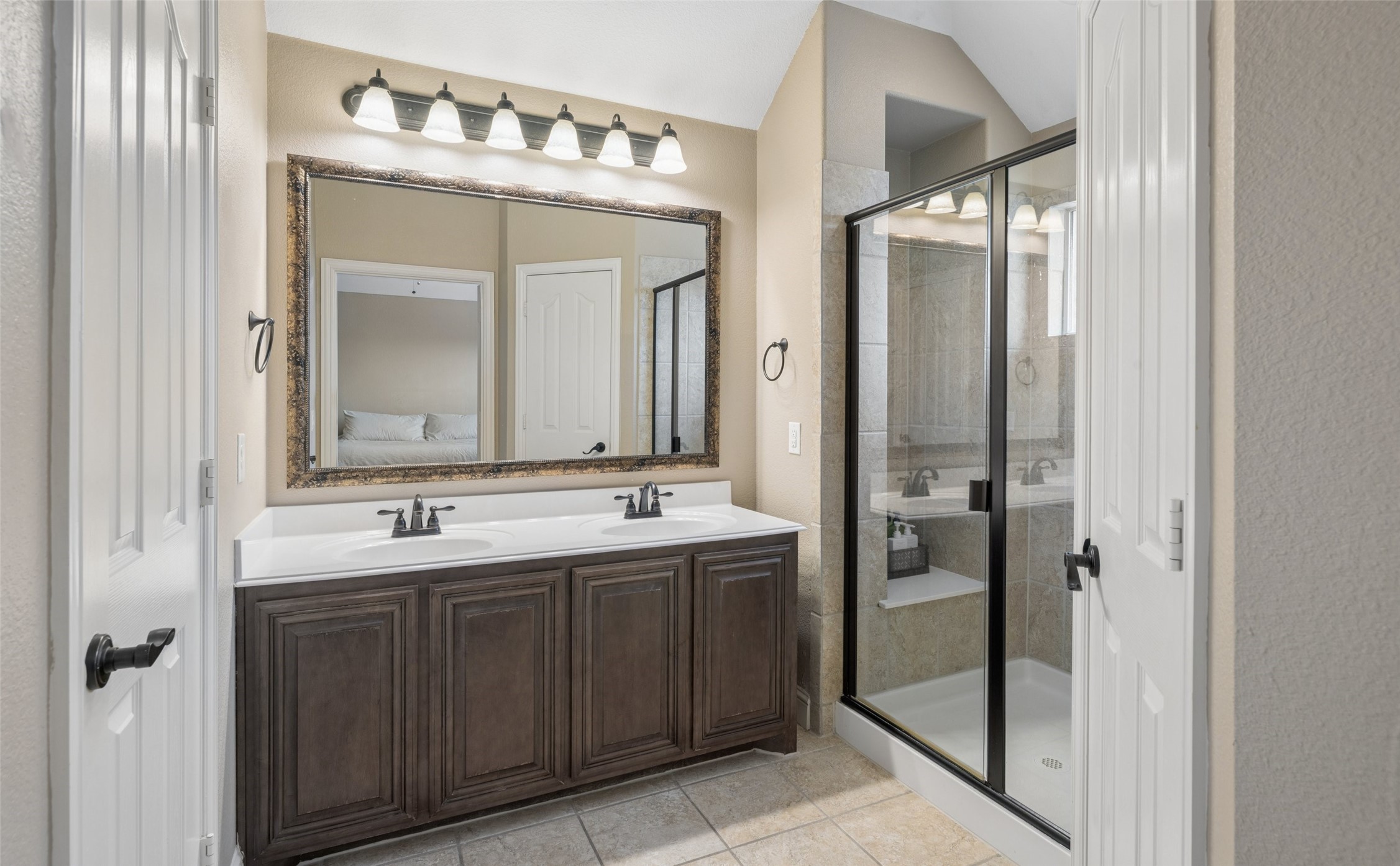 2300 Holder Drive Euless TX 76039