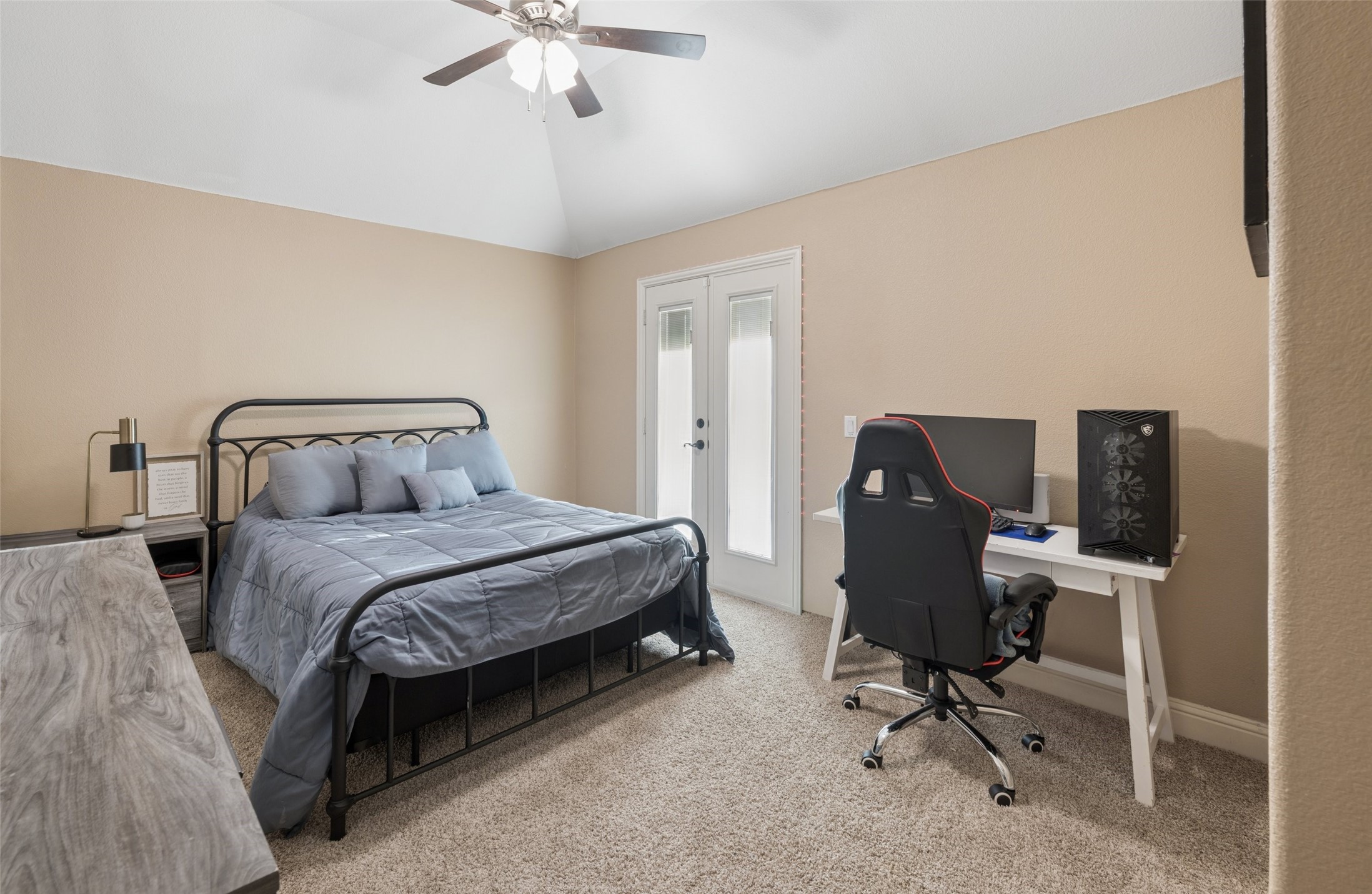 2300 Holder Drive Euless TX 76039